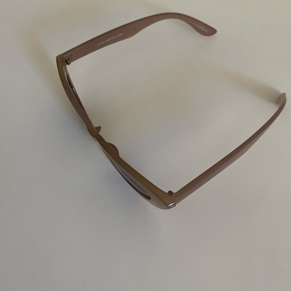 Cat Eye brown sunglasses - Picture 4 of 5